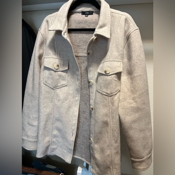 Lulu’s Shacket - Picture 8 of 9